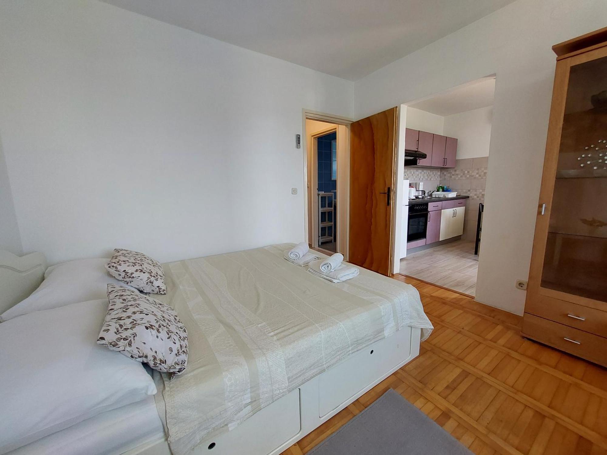 Apartmani Rahela Vodice Exterior foto